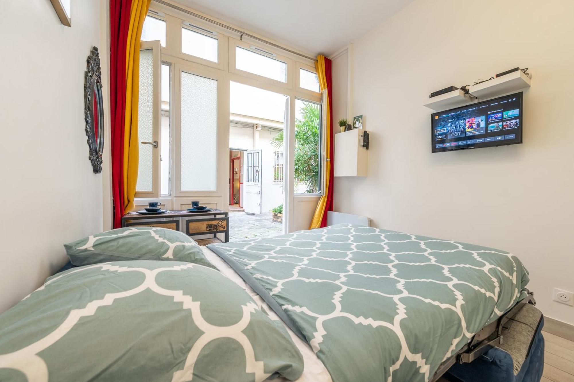 Little Boudoir Of Paris Champs-Elysees المظهر الخارجي الصورة