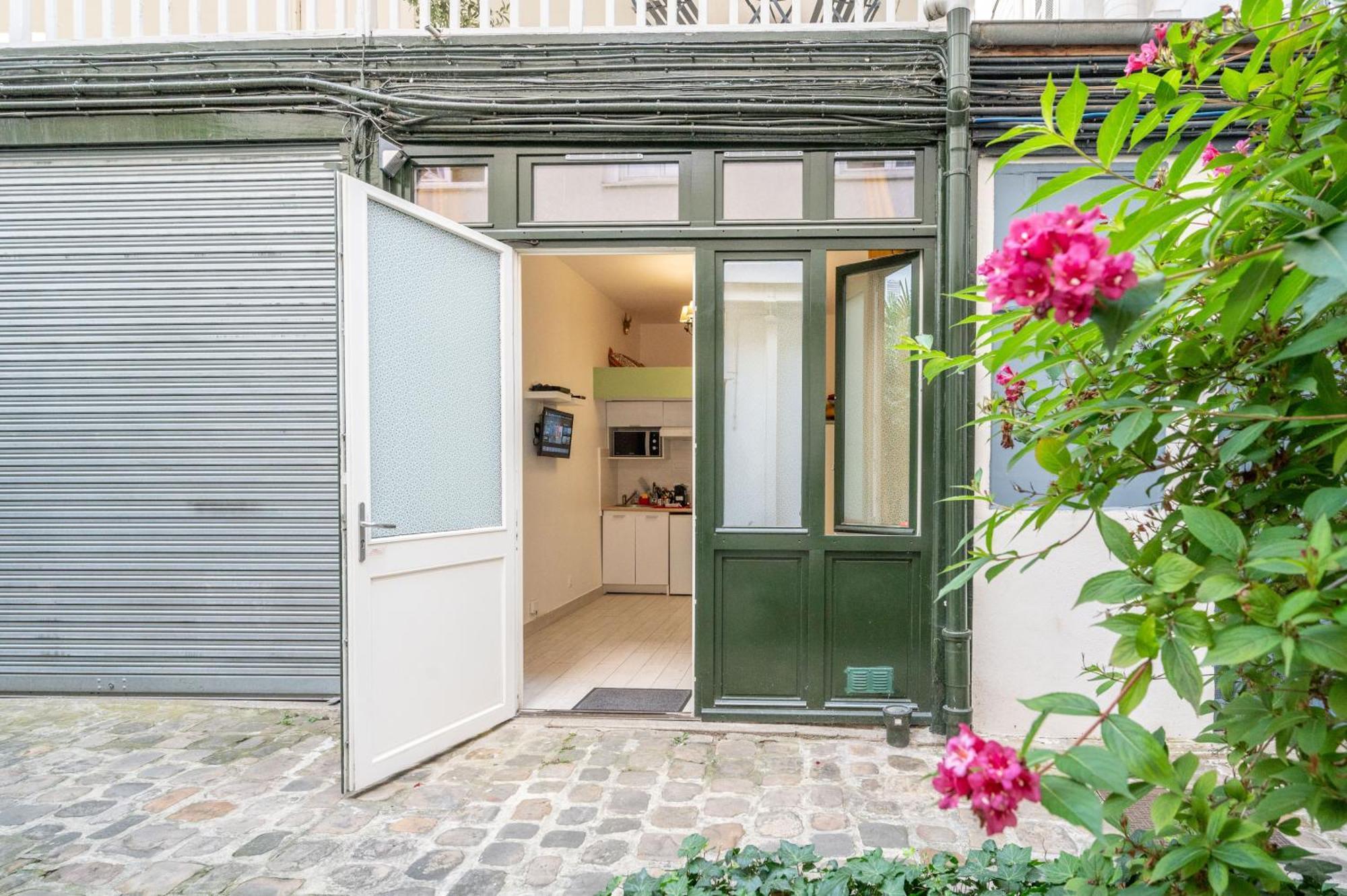 Little Boudoir Of Paris Champs-Elysees المظهر الخارجي الصورة